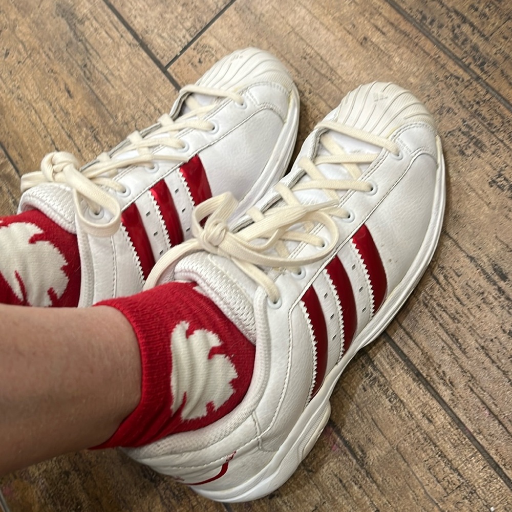 Adidas basketball shell top sneakers in great condition ♥️🤍♥️🤍